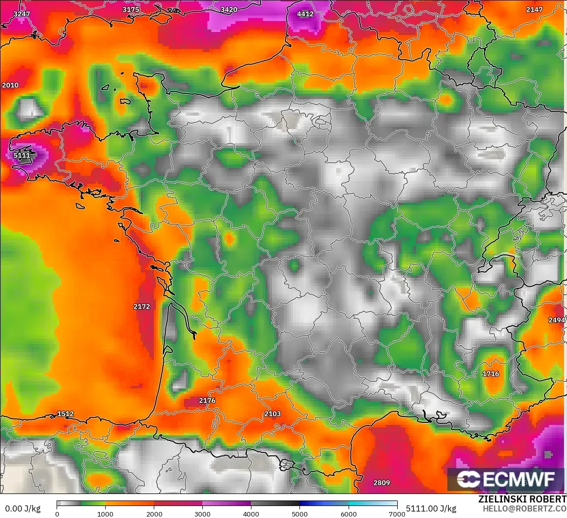 ECMWF IFS 0.25° model - France, CAPE