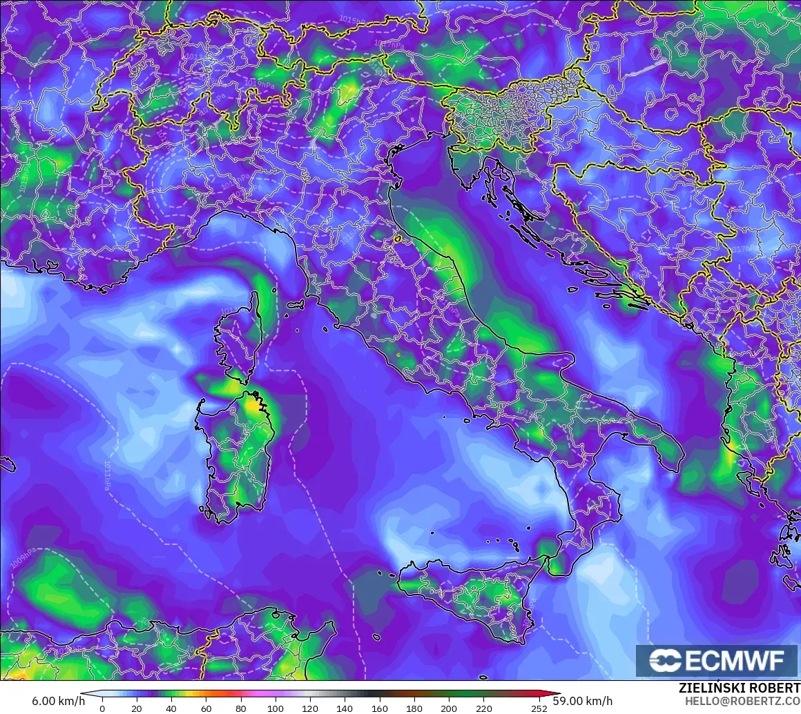 ECMWF IFS 0.25° model - Italy, Wind Gusts