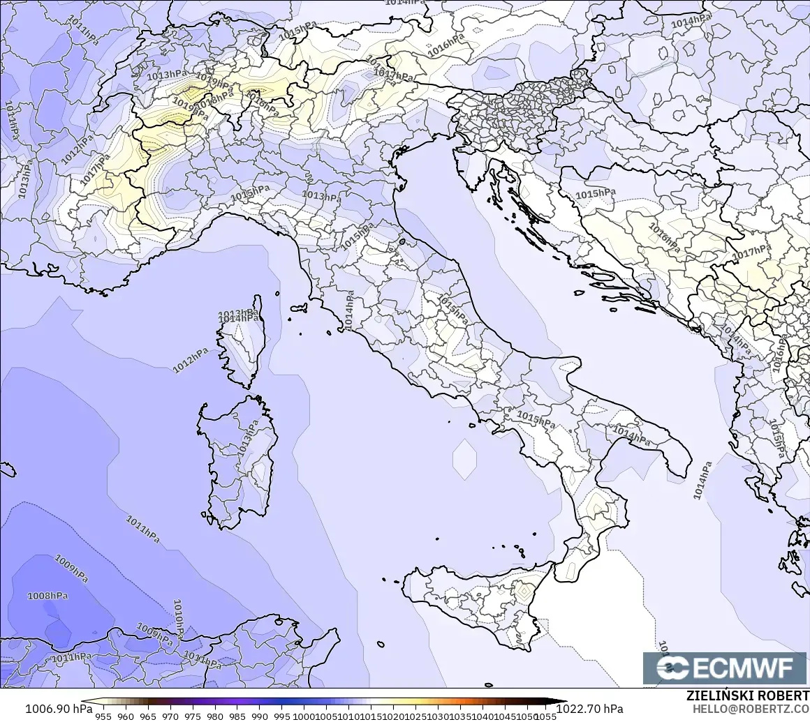 ECMWF IFS 0.25° model - Italy, Pressure