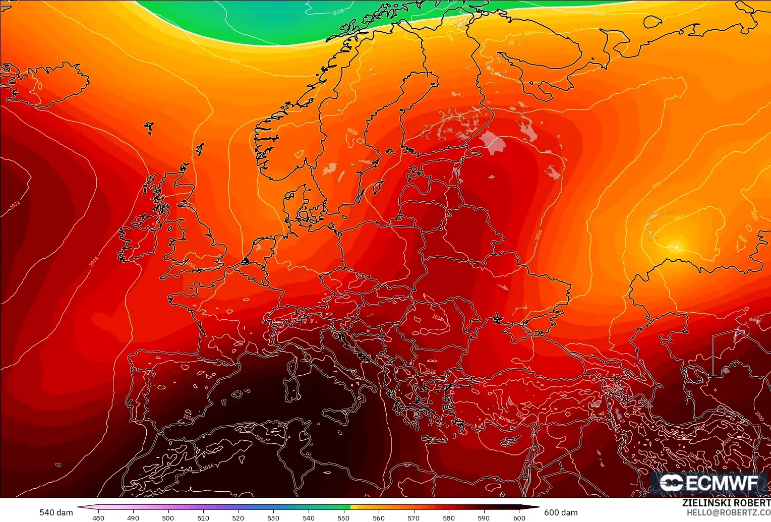 ECMWF IFS 0.25° model - Europe, Geopotential height at 500hPa