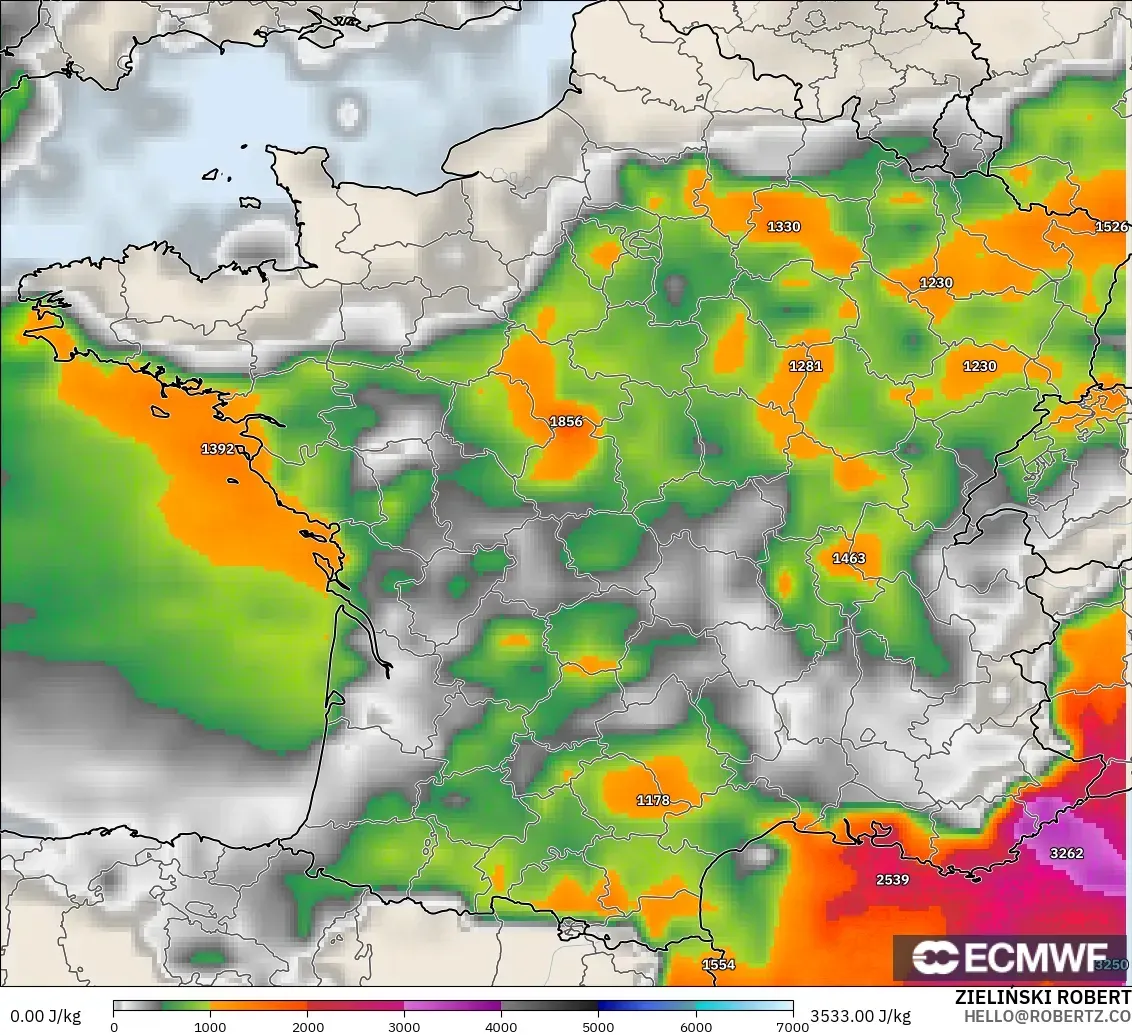 ECMWF IFS 0.25° model - France, CAPE