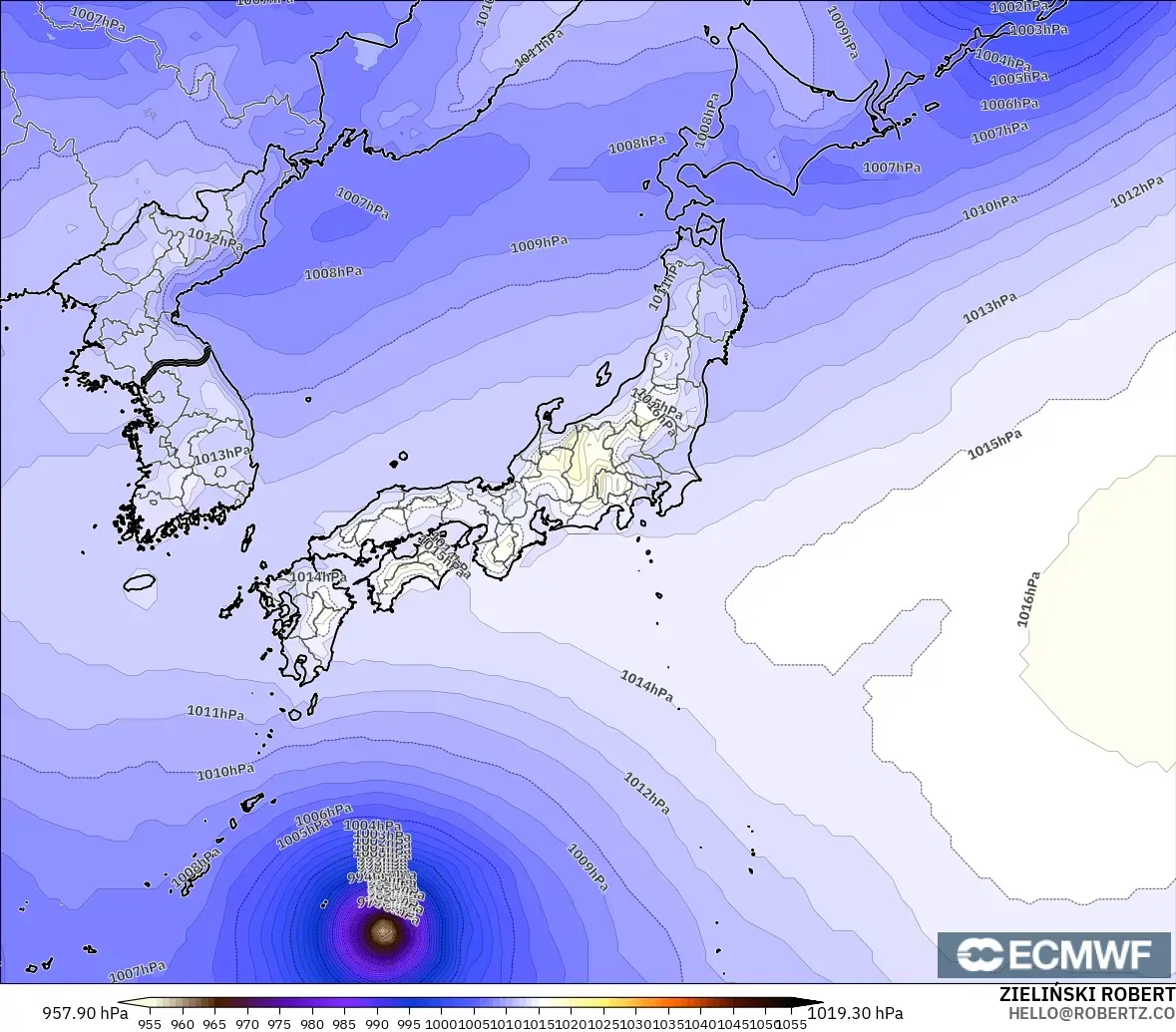 ECMWF IFS 0.25° model - Japan, Pressure