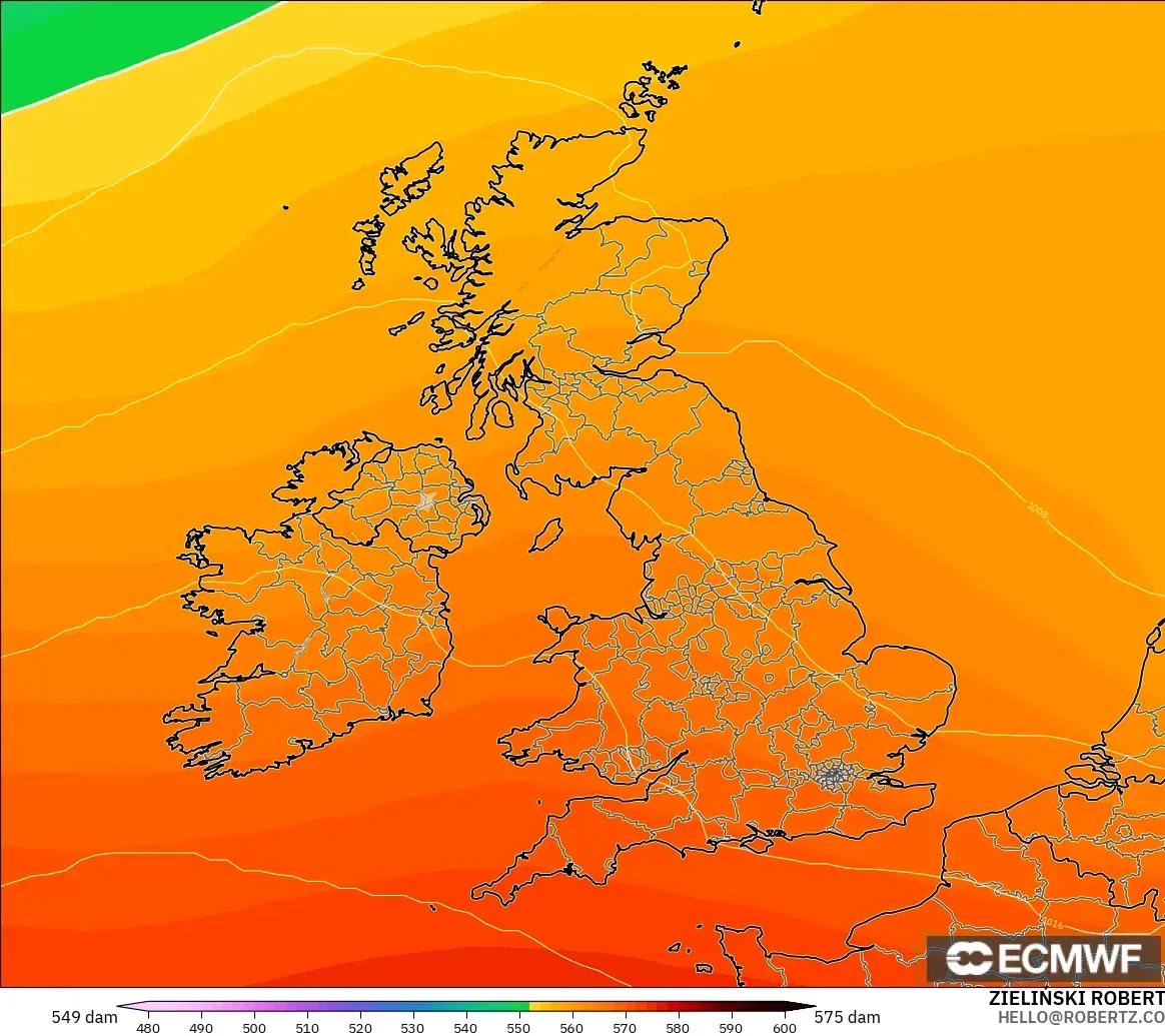 ECMWF IFS 0.25° model - United Kingdom, Geopotential height at 500hPa