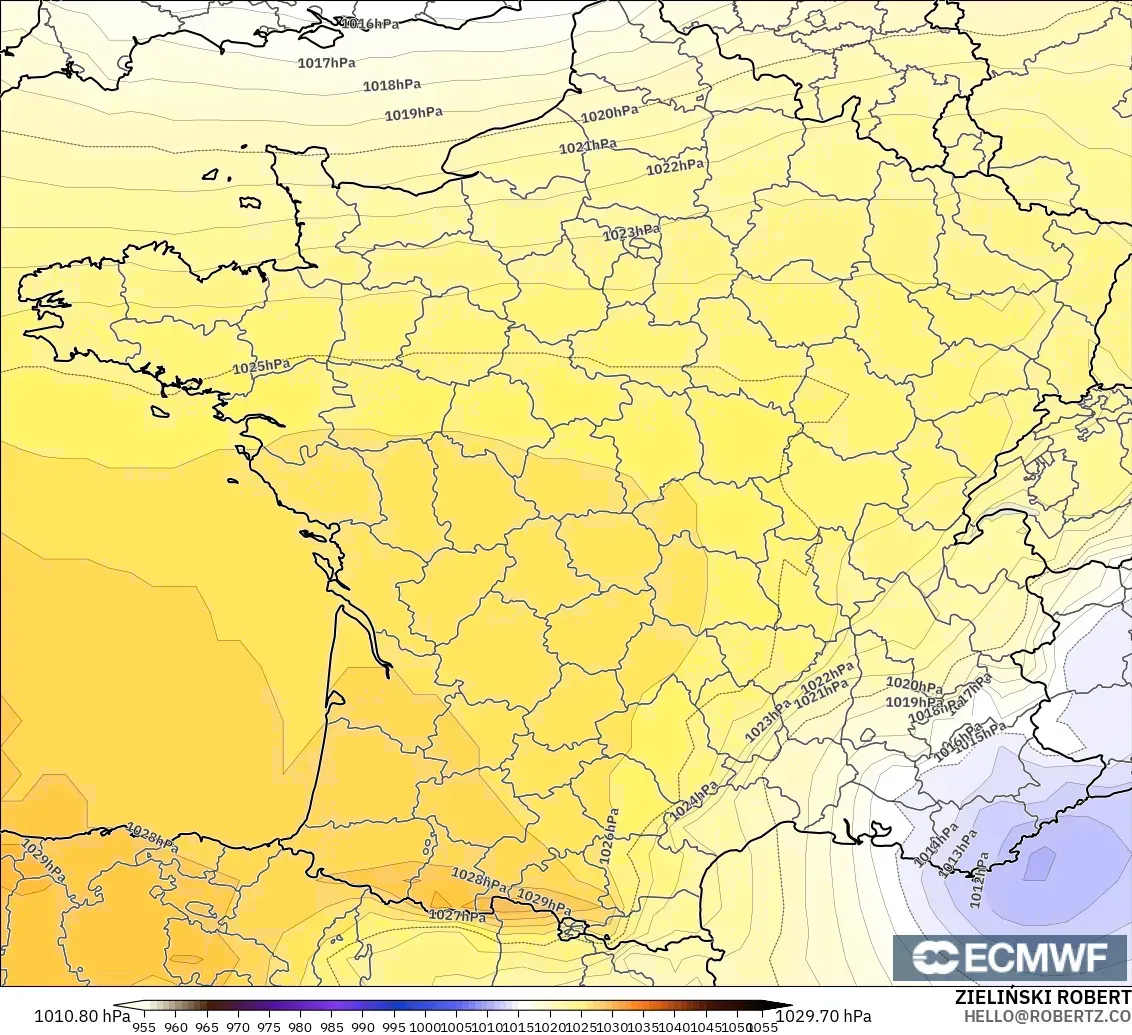 ECMWF IFS 0.25° model - France, Pressure