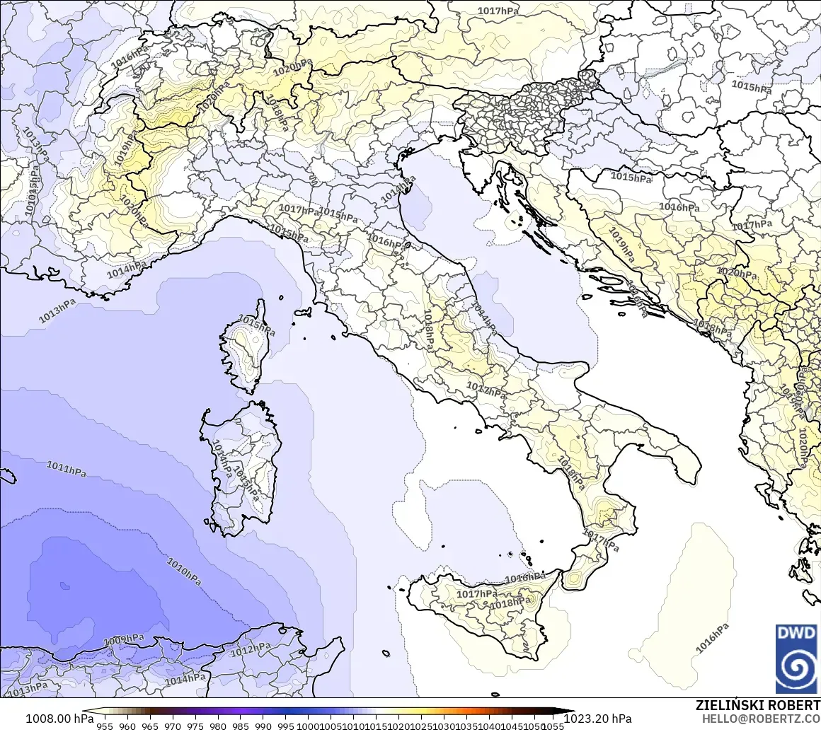 ICON model - Italy, Pressure