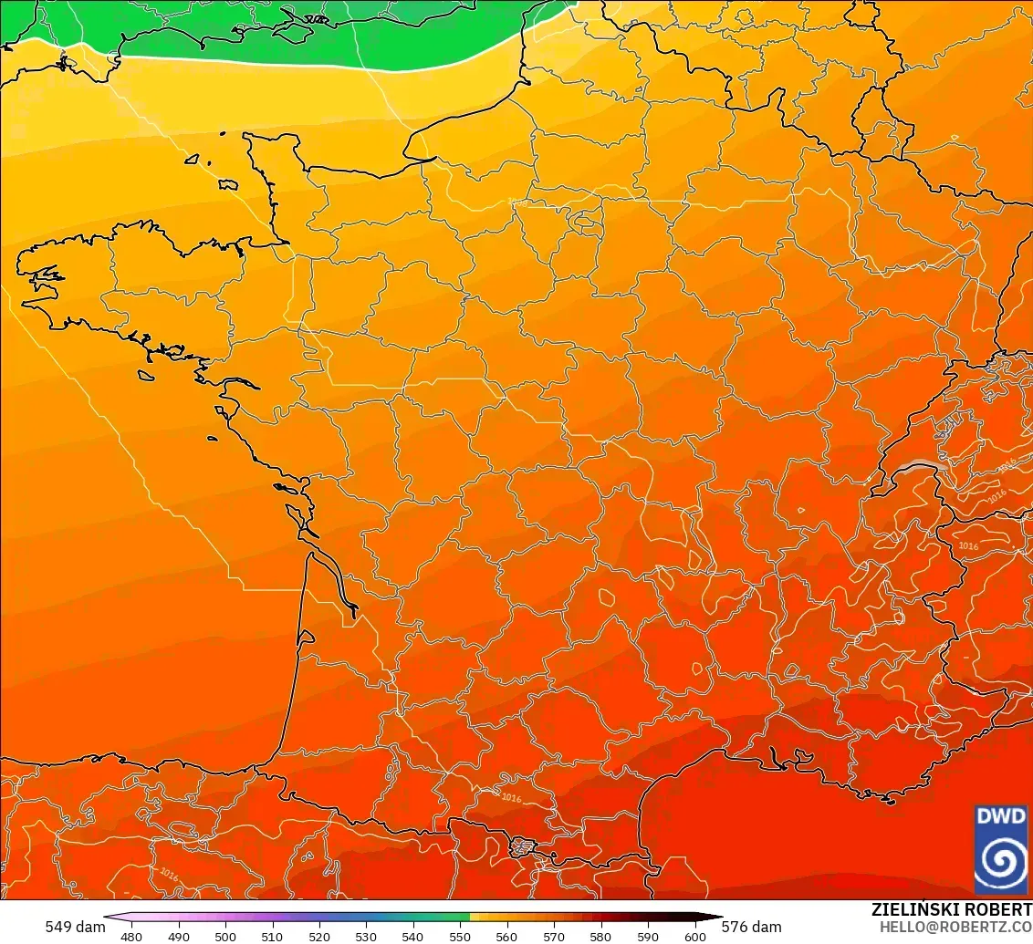 ICON model - France, Geopotential height at 500hPa